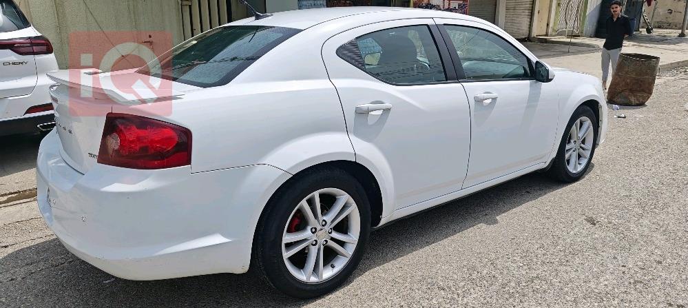 Dodge Avenger